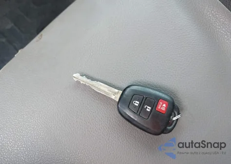 2021 Toyota Tacoma Double Cab/Sr/Sr5/Trd Sport/Trd Off Road/Trd Pro z USA, uszkodzony, nr VIN 3TMCZ5AN7MM383352